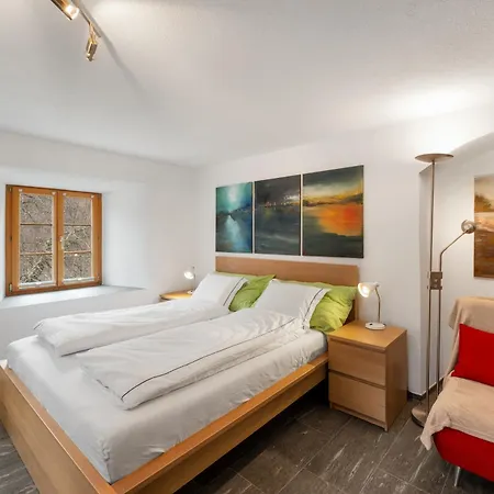 Romantica Und Pacifica - Artdagio Lumnezia