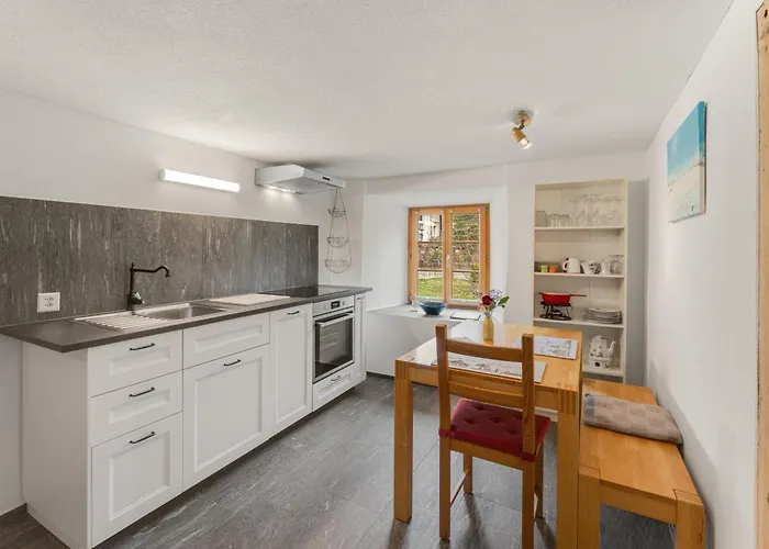 Romantica Und Pacifica - Artdagio Apartamento Lumnezia