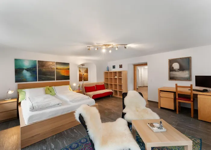 Romantica Und Pacifica - Artdagio Lumnezia